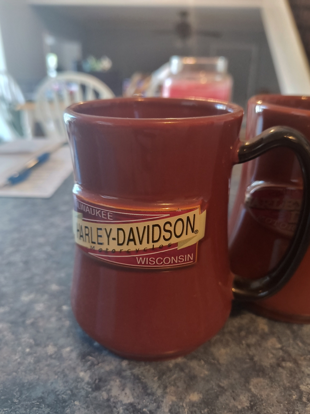 Four Harley-Davidson Brown Mug with Black Handle and Logo Plaque - Picture 2 of 5